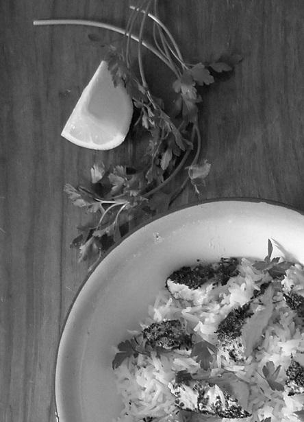 SALMÓN AL TÉ VERDE, CON ARROZ DE COCO.