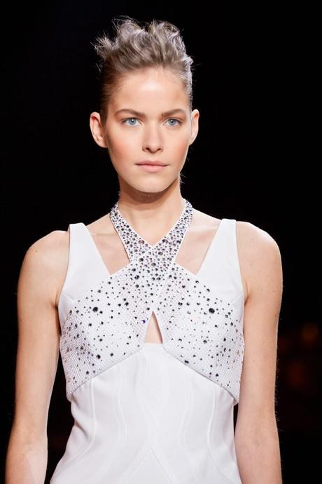 Get the look! Moño despeinado por Moroccanoil