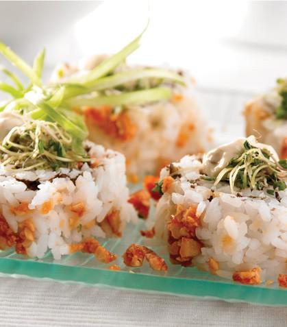 Rollitos de germinado con nuez caramelizada