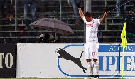 Doblete de Guarín guía goleada del Inter