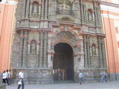 Convento de la Merced, Lima, Perú, La vuelta al mundo de Asun y Ricardo, round the world, mundoporlibre.com