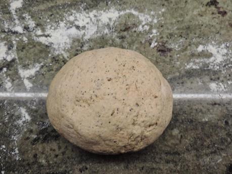 Pan integral de tomate con semillas de linaza, amapola y sésamo en olla programable.