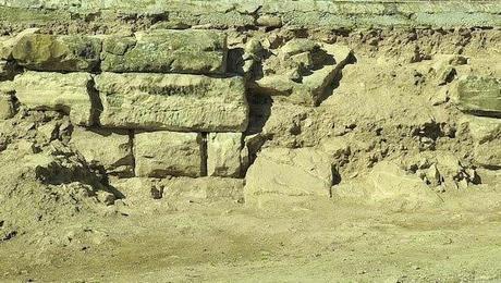 Sale a la luz el anfiteatro de la ciudad romana de Obulco, en Porcuna (Jaén)