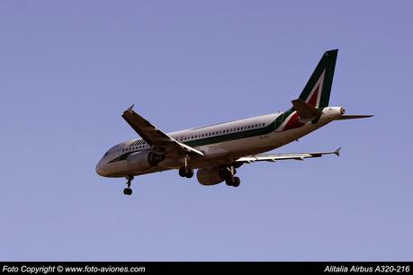 Airbus A320 / EI-DTL