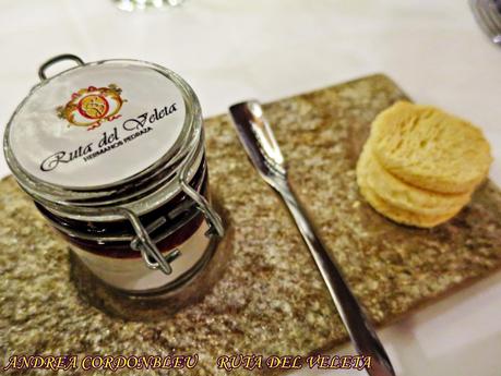 SALIENDO POR GRANADA. MENÚ MARIDAJE: RUTA DEL VELETA