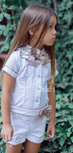 ES UNA VERGÜENZA Y BLANCO ES UNA VERGÜENZA Y BLANCO