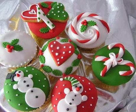 25 super ideas para decorar la comida en Navidad christmas-cupcake-ideas