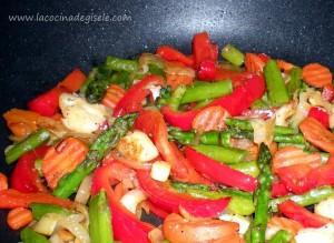 Salteado de Vegetales con Arroz integral