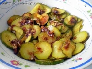 Calabacines con salsa de mostaza