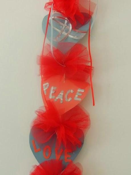 Como hacer una guirnalda con cintas [ DIY ]