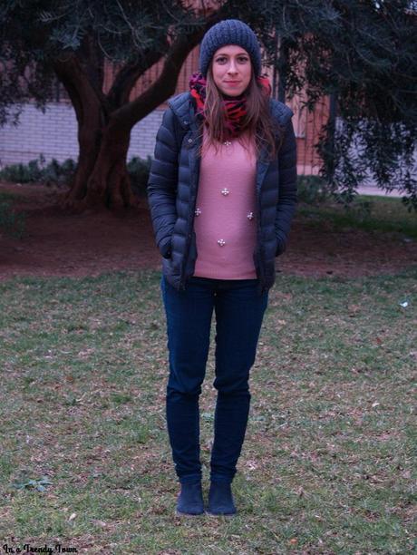 Outfit: Blue and pinks