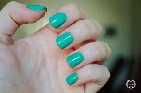 ♔ Manimonday - Un verde COOL / Nail Art ❀