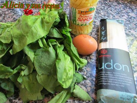 RAMEN CON FIDEOS UDON JAPONESES