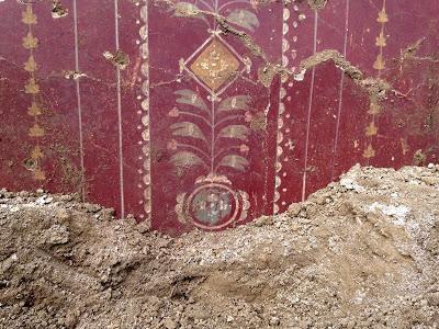 Descubren un gran edificio público romano en Écija (Sevilla) Descubren un gran edificio público romano en Écija (Sevilla)