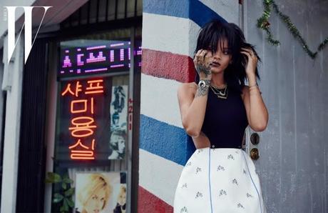 Rihanna se viste de DIOR para W KOREA