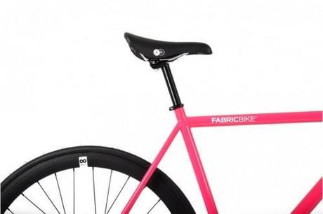 Bicicleta Fabric Fuchsia & Matte Blac: las Fabric Bike son para la ciudad