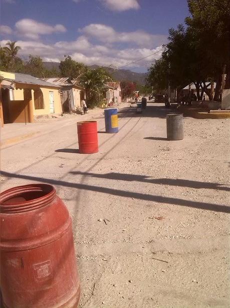 El Caamaño de Neiba protesta por agua.