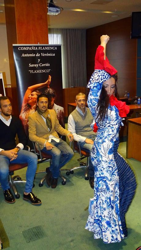 Llega a Málaga Por derecho, un espectáculo pionero que aúna la alta costura y el flamenco