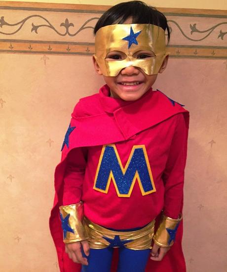 Alicia en... Carnaval: familia de superhéroes