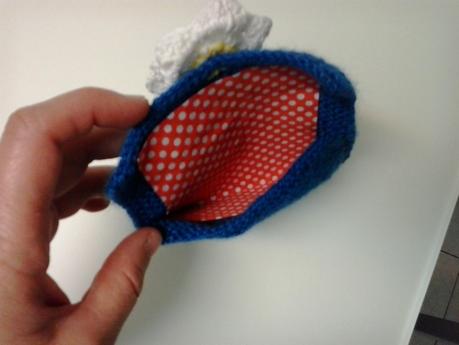 Mini monedero de punto