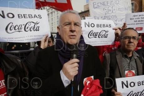 Lara quiere boicotear la Coca-Cola en el Congreso.