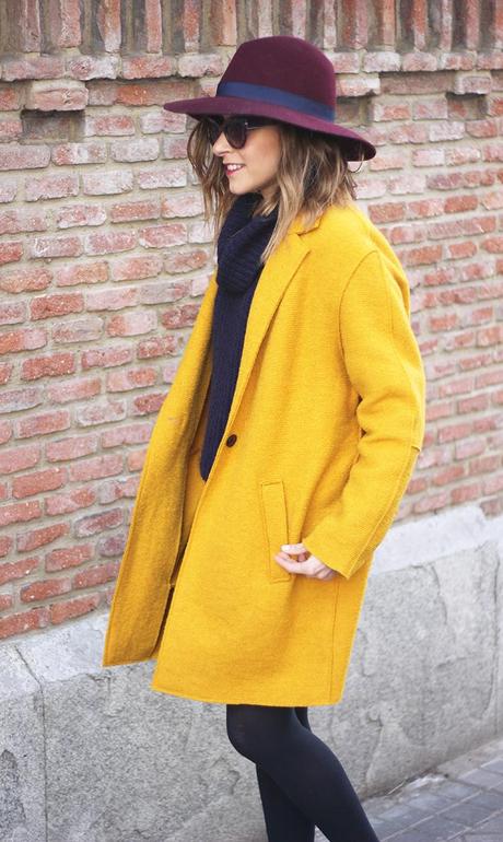 Mustard Coat01