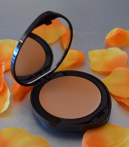 La CC Cream 8 en 1 de DEBORAH MILANO