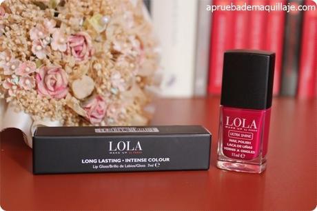 Esmalte de uñas ultrashine 007 berrylicious y brillo de labios long lasting intense colour 002 de navidad de Lola Makeup