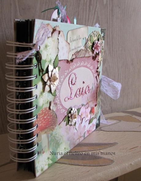 Álbum de scrapbook para Laia 2º parte
