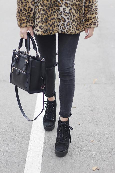 LOVE LEOPARD