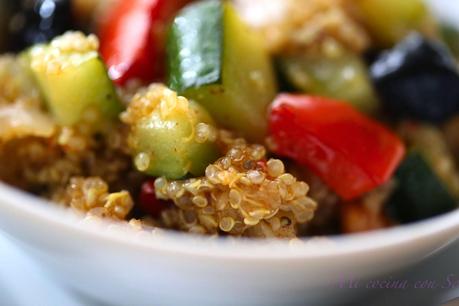 QUINOA CON VERDURAS Y FRUTOS SECOS:
