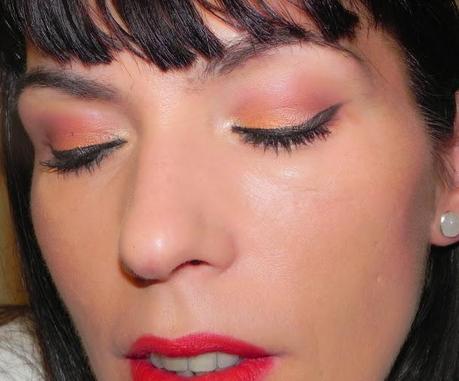 Ahumado naranja para una propuesta algo gris (Look, Outfit y manicura) Ahumado naranja para una propuesta algo gris (Look, Outfit y manicura)