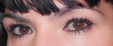 Ahumado naranja para una propuesta algo gris (Look, Outfit y manicura)