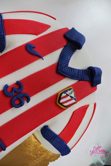 TARTA CAMISETA DEL ATLÉTICO DE MADRID