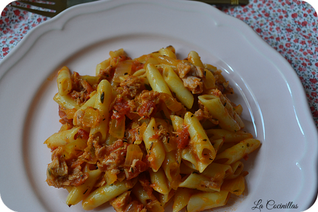 Macarrones con atun de lata