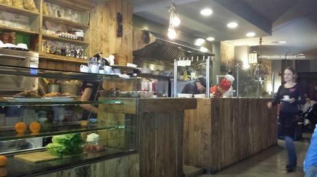 A Delicious Brunch in Barcelona: Petit Pot