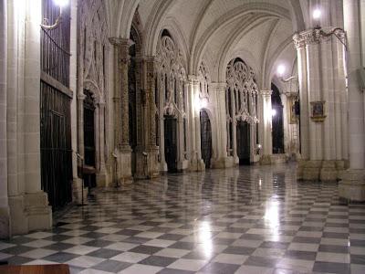 Girola, Tribuna y Triforio de la Catedral de Toledo
