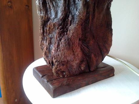 Lámpara reciclada con elementos naturales