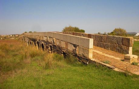 Ermita visigoda del Santo, junto a Valdesalor