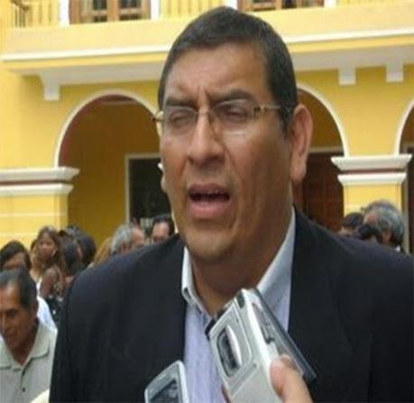 EL IDEAL DE NELSON CHUI NO ES EL DESARROLLO DE LA REGIÓN, SINO LA REPARTIJA… Comentó, Andrés Tello