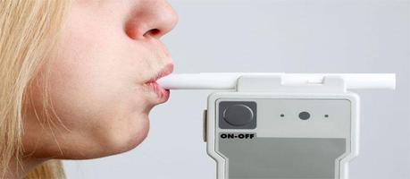 Prueba de aliento podría detectar enfermedad de Parkinson