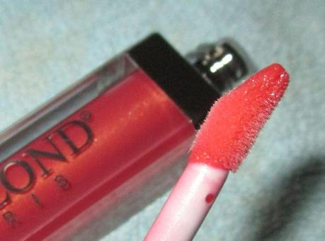 labial, brillo de labios, pintalabios, gloss, brillo espejo y lud, maquillaje, makeup, belleza, mujer, 