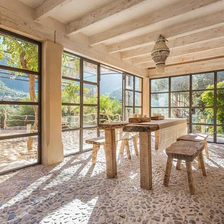 Casa rústica de estilo mediterráneo /Rustic Mediterranean style home