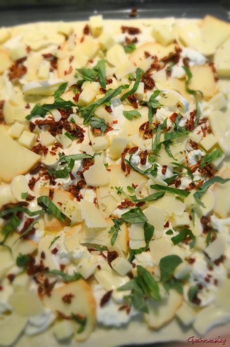 Pizza blanca 6 quesos