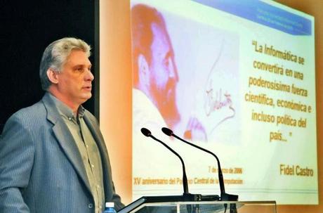 Díaz-Canel: Cuba necesita una Internet socialista, con todos y para el bien de todos