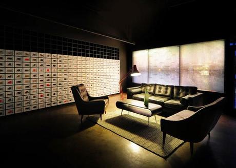 Showroom audiovisual y mobiliario en el Soho