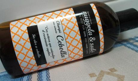 Champú con extracto de cebolla 