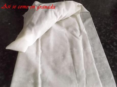 Samosas de pera y morcilla