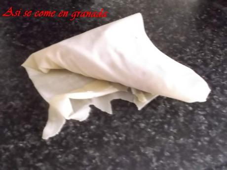 Samosas de pera y morcilla