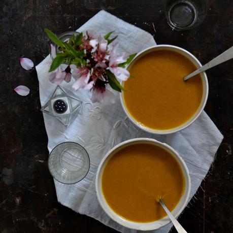 CREMA DE LENTEJAS ROJAS CON CÚRCUMA